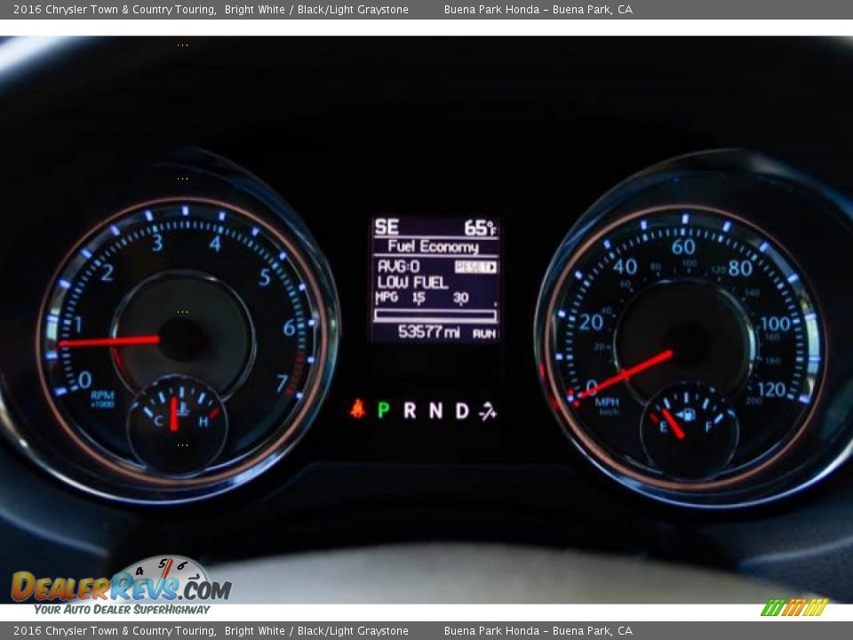 2016 Chrysler Town & Country Touring Bright White / Black/Light Graystone Photo #27