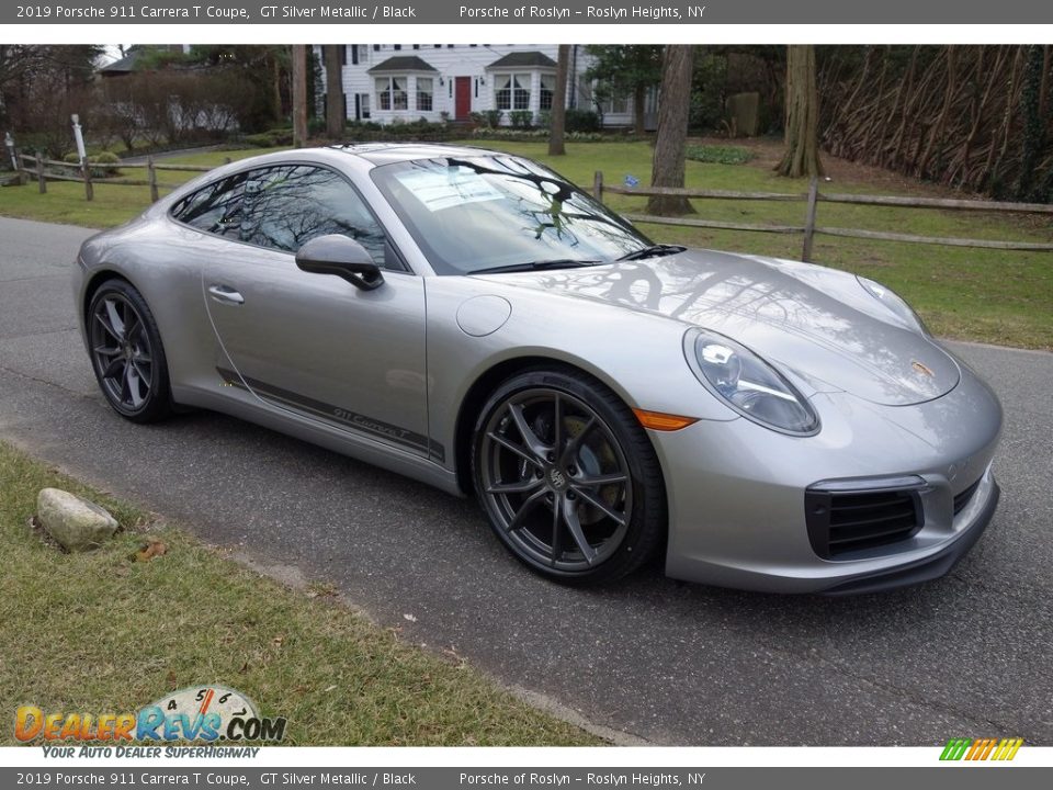 Front 3/4 View of 2019 Porsche 911 Carrera T Coupe Photo #1