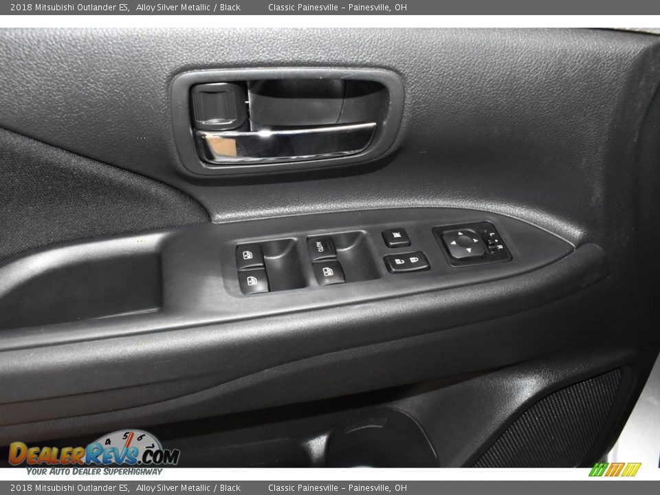 2018 Mitsubishi Outlander ES Alloy Silver Metallic / Black Photo #11