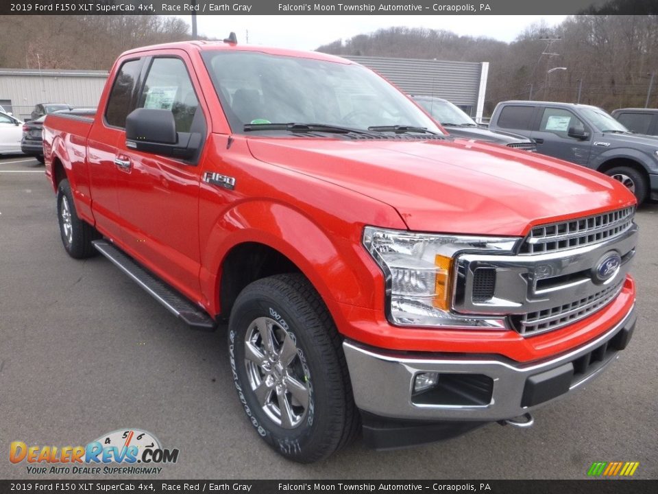 2019 Ford F150 XLT SuperCab 4x4 Race Red / Earth Gray Photo #3