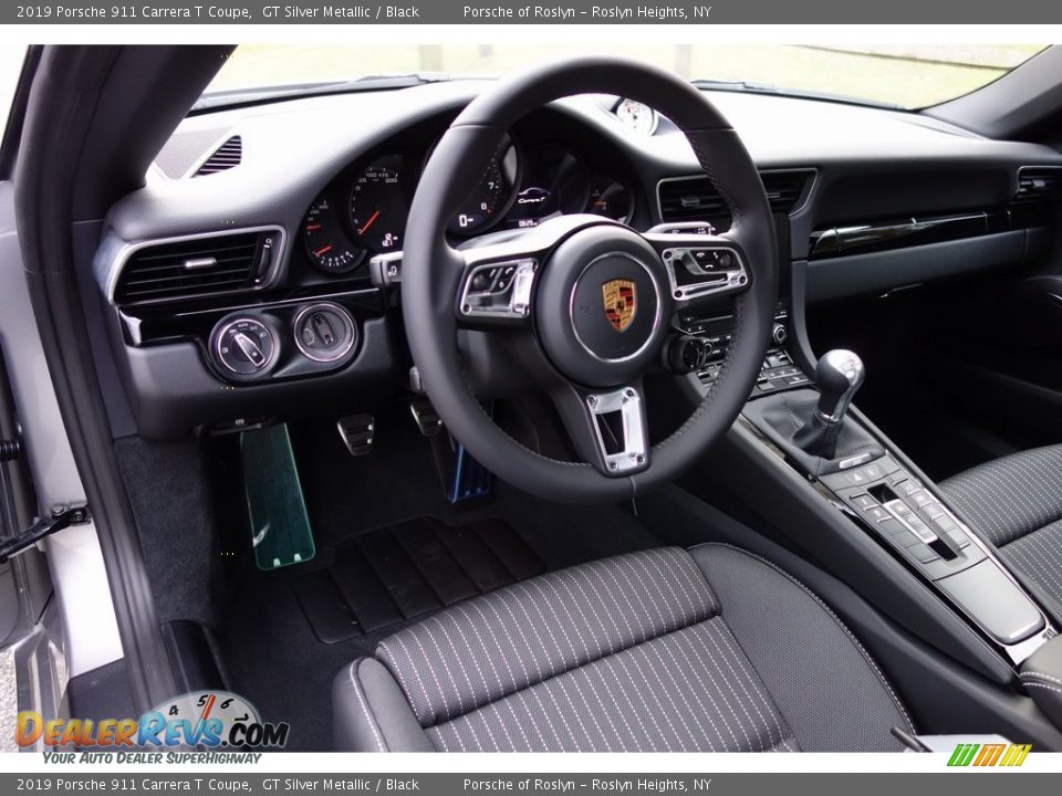 Dashboard of 2019 Porsche 911 Carrera T Coupe Photo #20