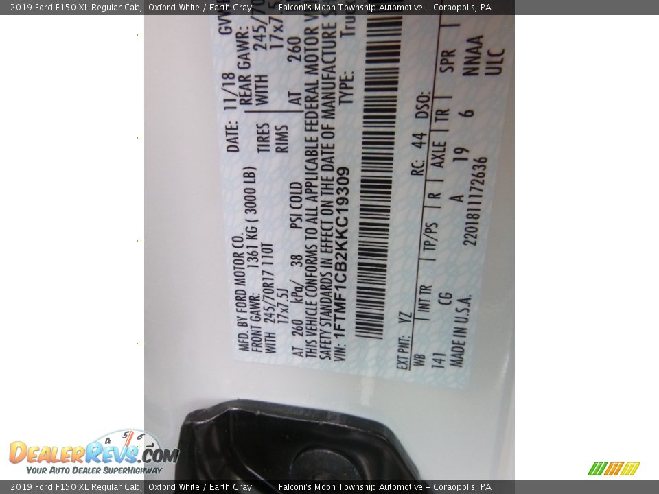 2019 Ford F150 XL Regular Cab Oxford White / Earth Gray Photo #11