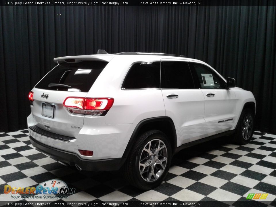 2019 Jeep Grand Cherokee Limited Bright White / Light Frost Beige/Black Photo #6