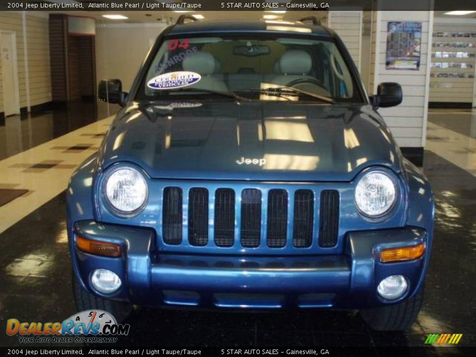 2004 Jeep Liberty Limited Atlantic Blue Pearl / Light Taupe/Taupe Photo #9