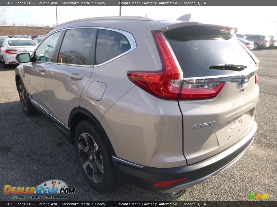 2019 Honda CR-V Touring AWD Sandstorm Metallic / Ivory Photo #2