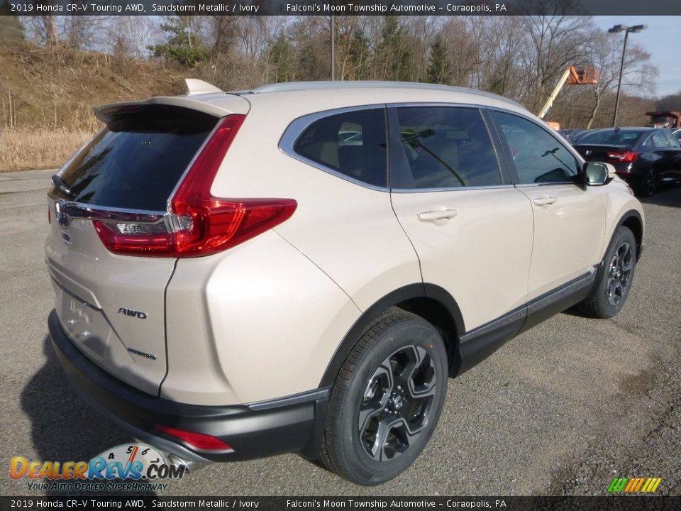 2019 Honda CR-V Touring AWD Sandstorm Metallic / Ivory Photo #4
