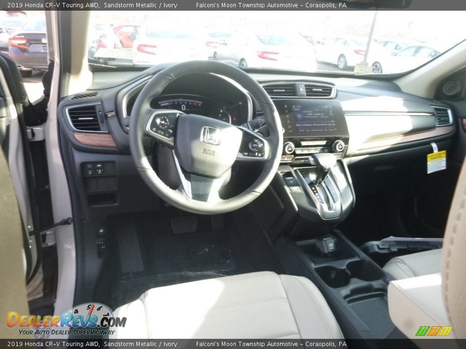 2019 Honda CR-V Touring AWD Sandstorm Metallic / Ivory Photo #10
