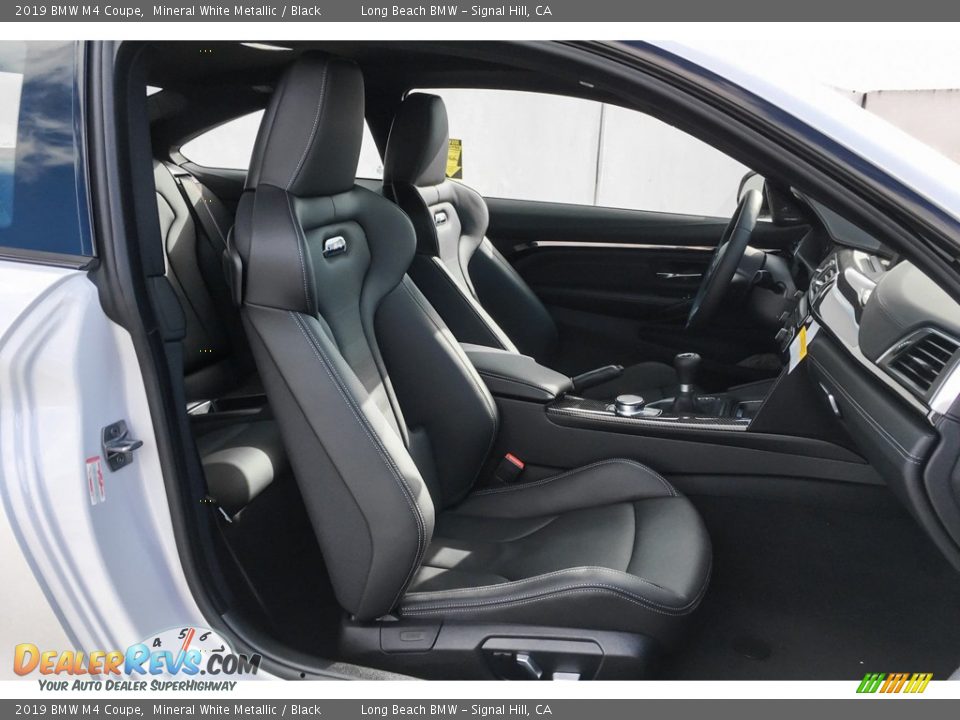 Front Seat of 2019 BMW M4 Coupe Photo #5