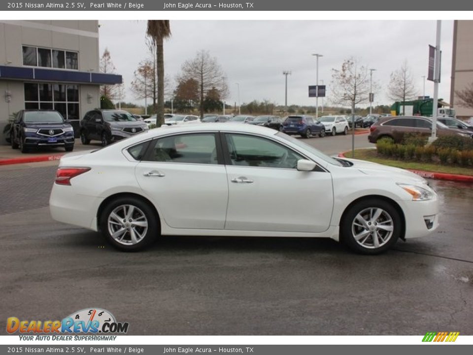 2015 Nissan Altima 2.5 SV Pearl White / Beige Photo #8