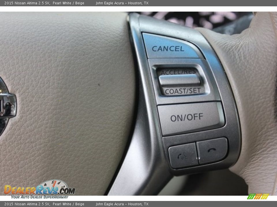 2015 Nissan Altima 2.5 SV Pearl White / Beige Photo #30