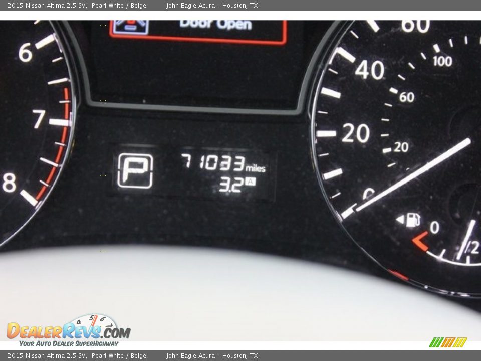 2015 Nissan Altima 2.5 SV Pearl White / Beige Photo #32