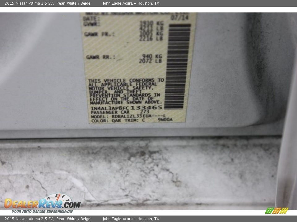 2015 Nissan Altima 2.5 SV Pearl White / Beige Photo #35