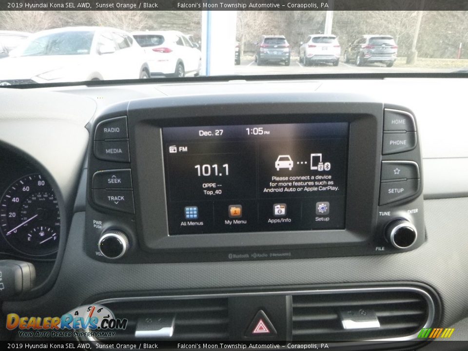 Controls of 2019 Hyundai Kona SEL AWD Photo #13