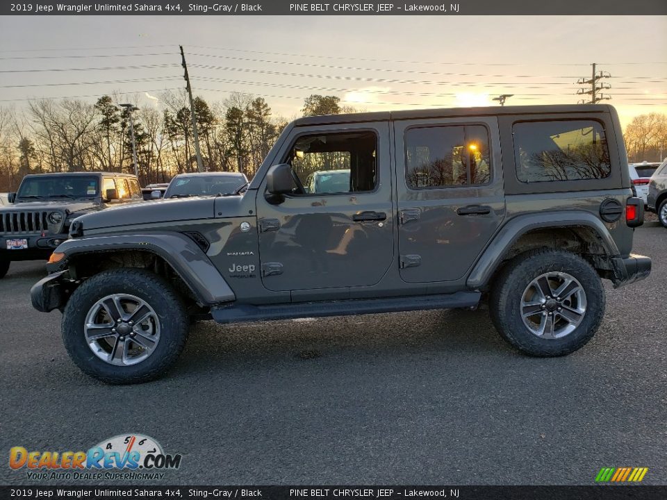 2019 Jeep Wrangler Unlimited Sahara 4x4 Sting-Gray / Black Photo #3