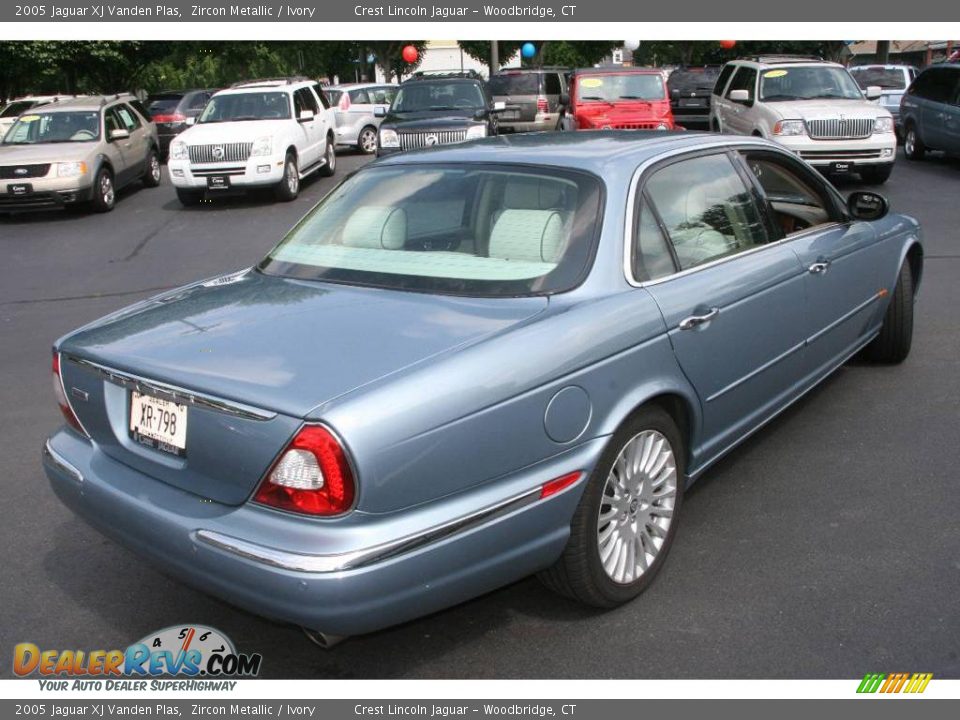2005 Jaguar XJ Vanden Plas Zircon Metallic / Ivory Photo #4