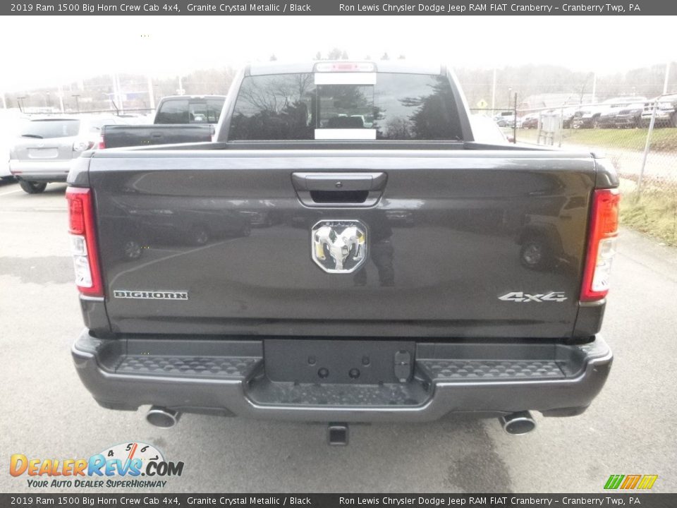 2019 Ram 1500 Big Horn Crew Cab 4x4 Granite Crystal Metallic / Black Photo #4