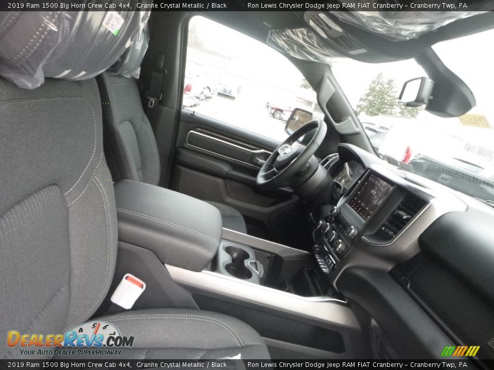 2019 Ram 1500 Big Horn Crew Cab 4x4 Granite Crystal Metallic / Black Photo #9