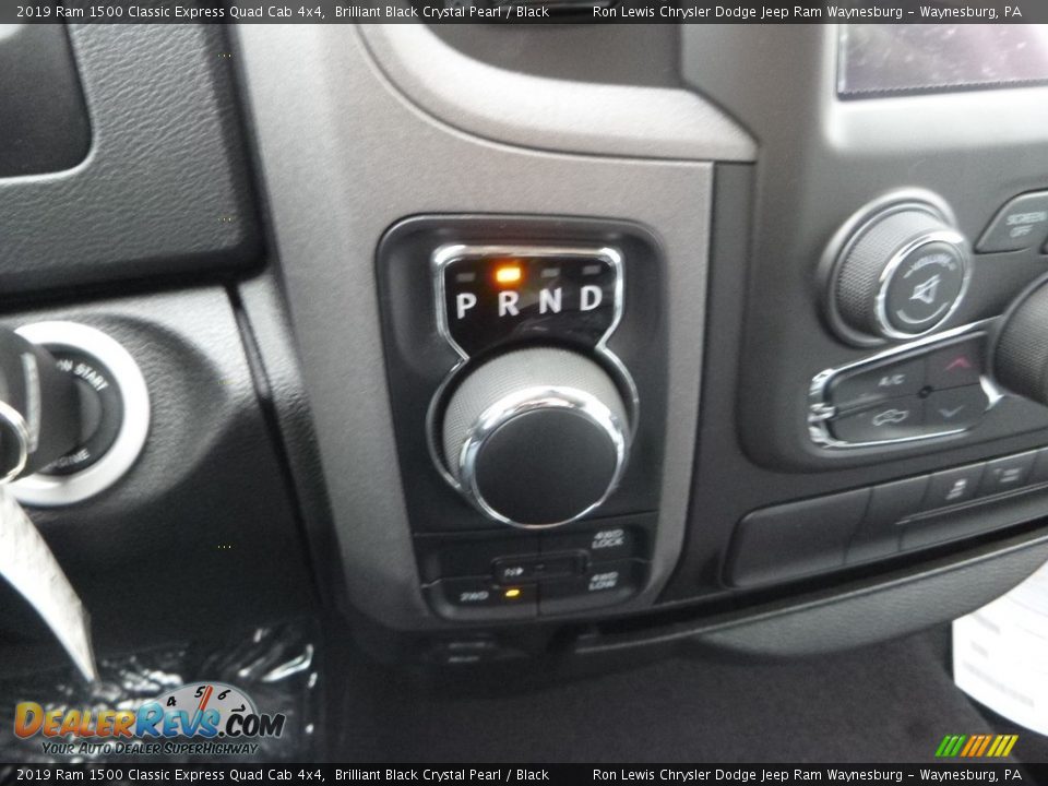 2019 Ram 1500 Classic Express Quad Cab 4x4 Brilliant Black Crystal Pearl / Black Photo #20