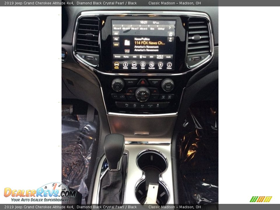 2019 Jeep Grand Cherokee Altitude 4x4 Diamond Black Crystal Pearl / Black Photo #14