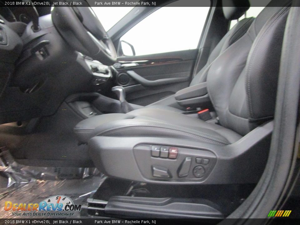 2018 BMW X1 xDrive28i Jet Black / Black Photo #9