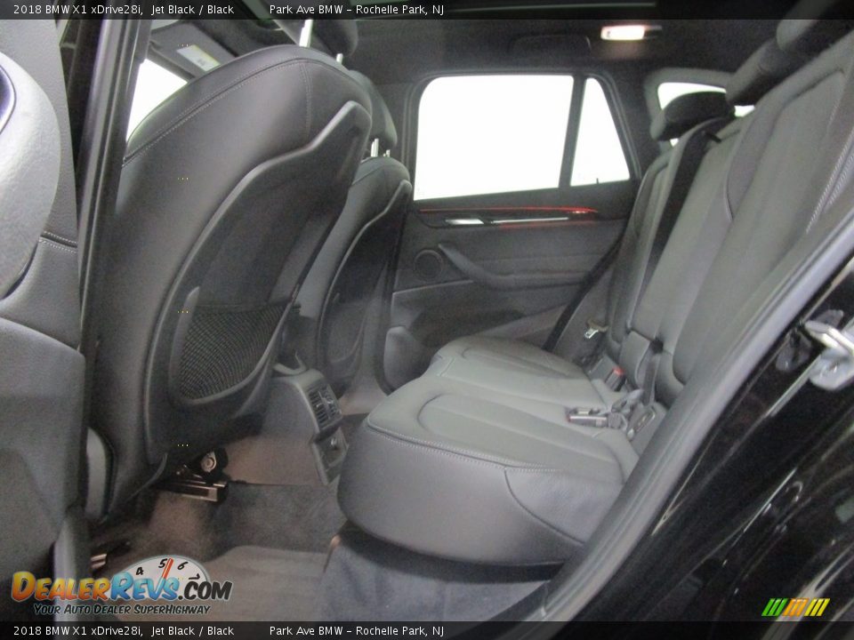 2018 BMW X1 xDrive28i Jet Black / Black Photo #12