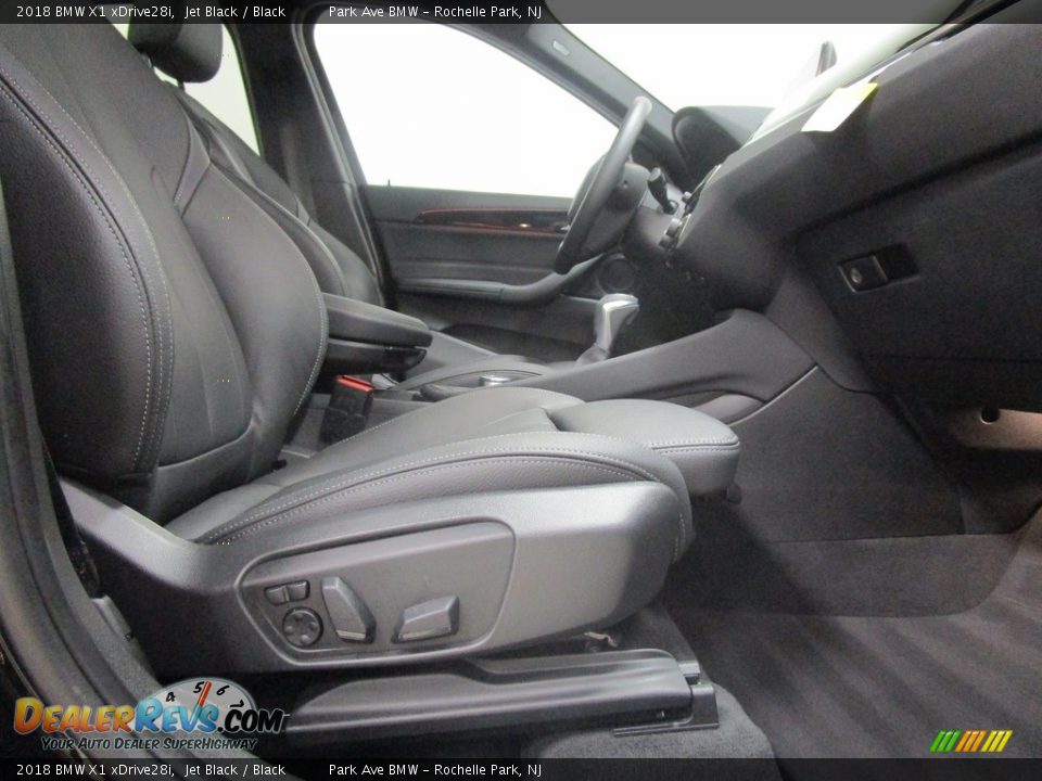 2018 BMW X1 xDrive28i Jet Black / Black Photo #15