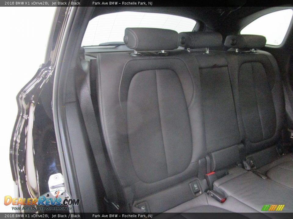 2018 BMW X1 xDrive28i Jet Black / Black Photo #17