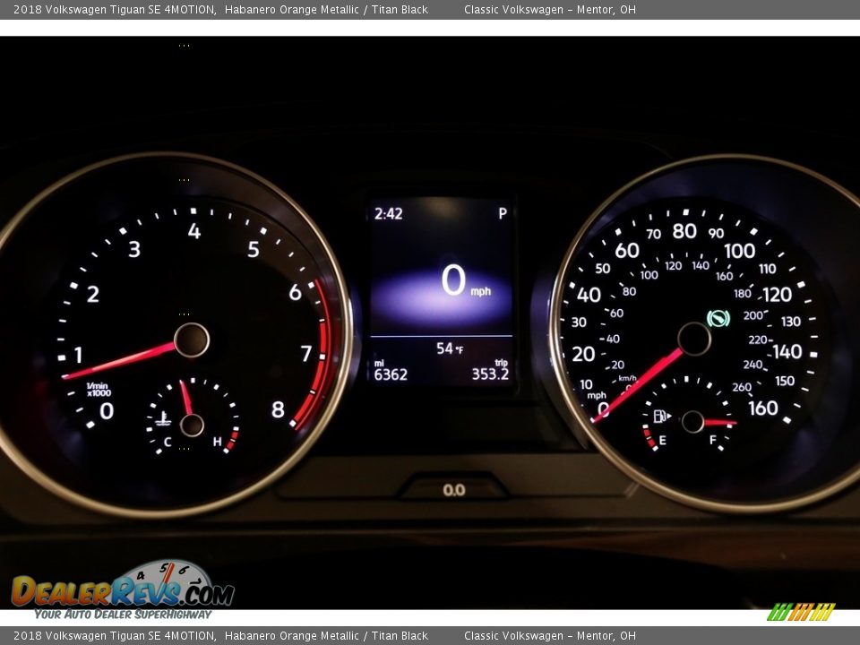 2018 Volkswagen Tiguan SE 4MOTION Gauges Photo #8