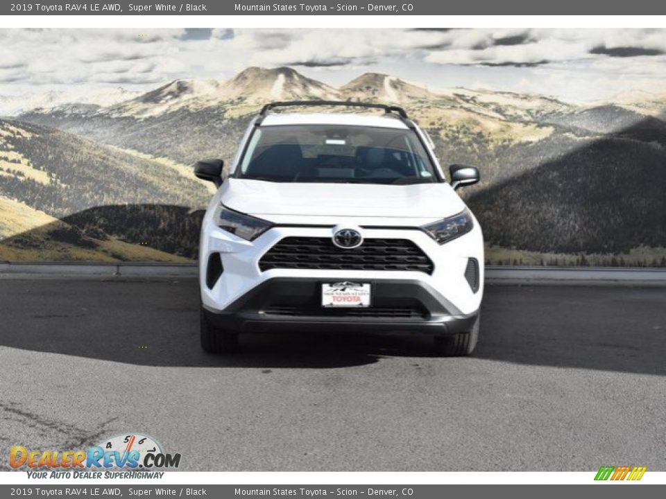 2019 Toyota RAV4 LE AWD Super White / Black Photo #2