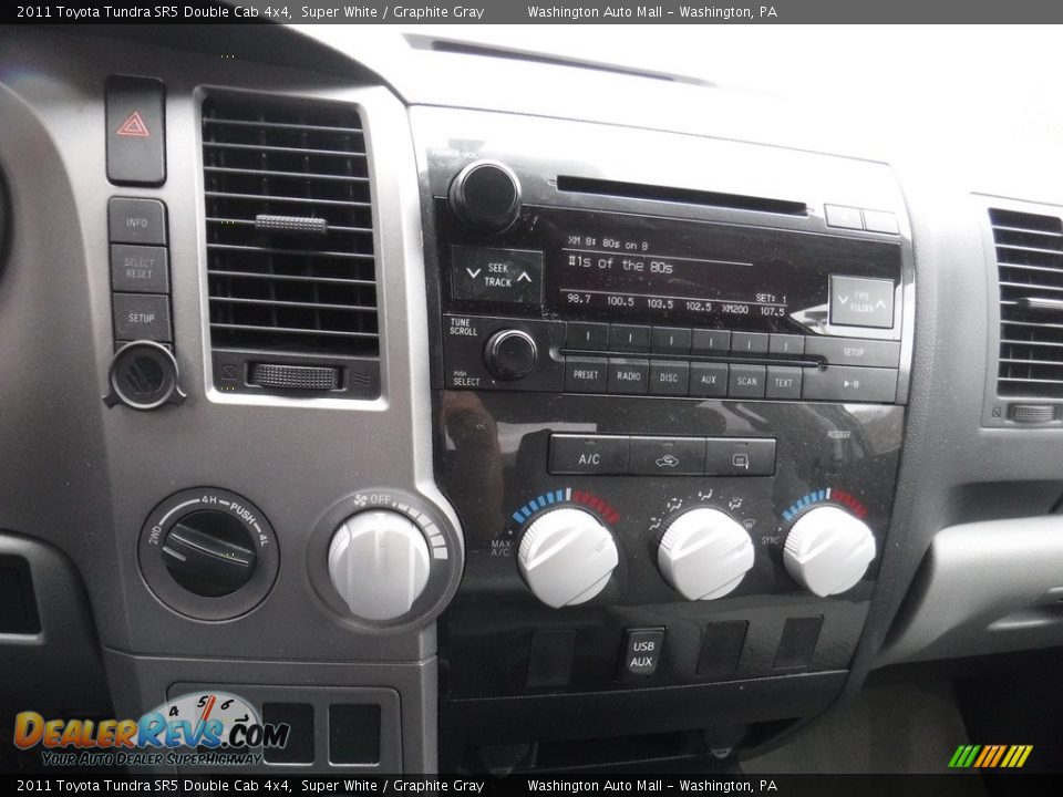 2011 Toyota Tundra SR5 Double Cab 4x4 Super White / Graphite Gray Photo #21