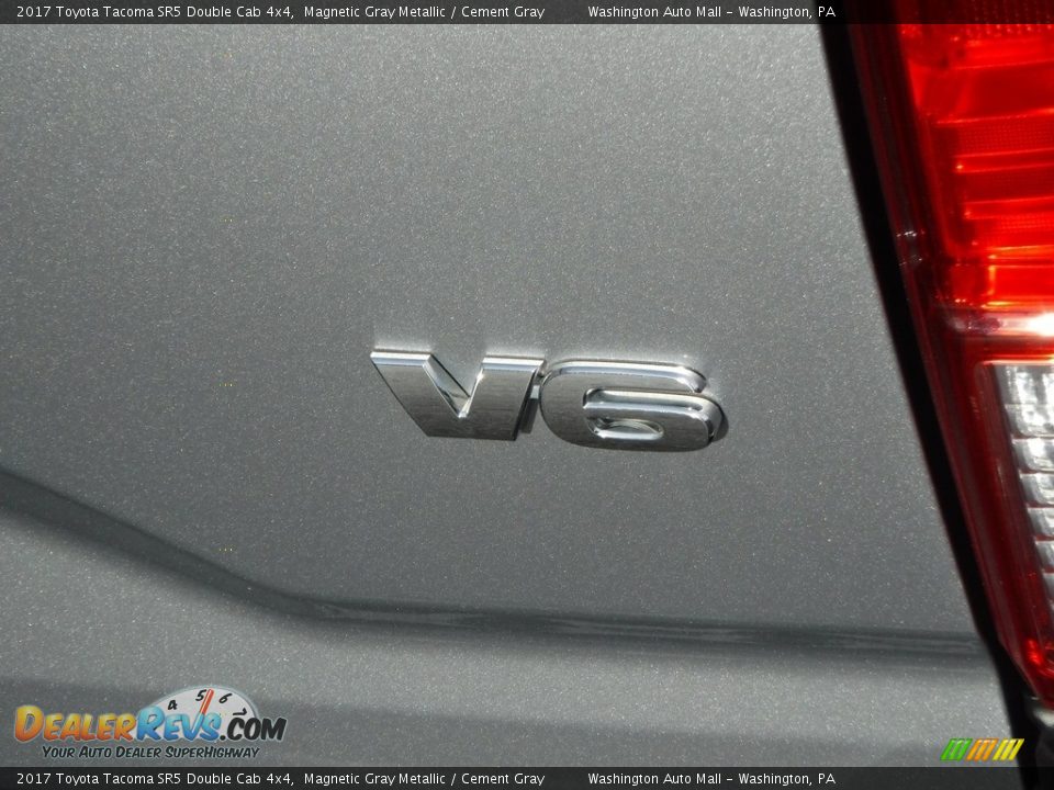 2017 Toyota Tacoma SR5 Double Cab 4x4 Magnetic Gray Metallic / Cement Gray Photo #11