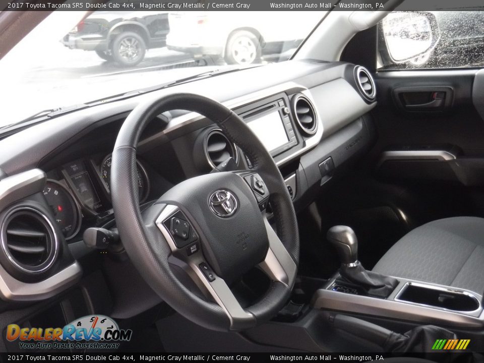 2017 Toyota Tacoma SR5 Double Cab 4x4 Magnetic Gray Metallic / Cement Gray Photo #14