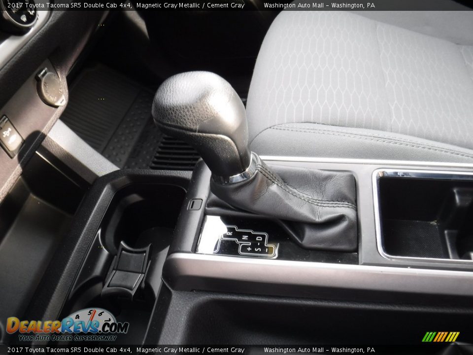 2017 Toyota Tacoma SR5 Double Cab 4x4 Magnetic Gray Metallic / Cement Gray Photo #18
