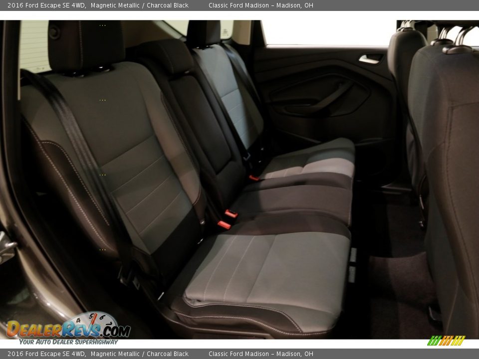 2016 Ford Escape SE 4WD Magnetic Metallic / Charcoal Black Photo #14