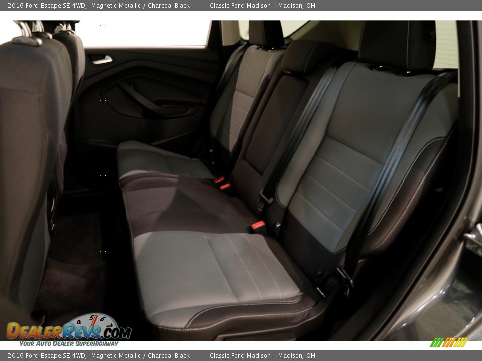 2016 Ford Escape SE 4WD Magnetic Metallic / Charcoal Black Photo #15