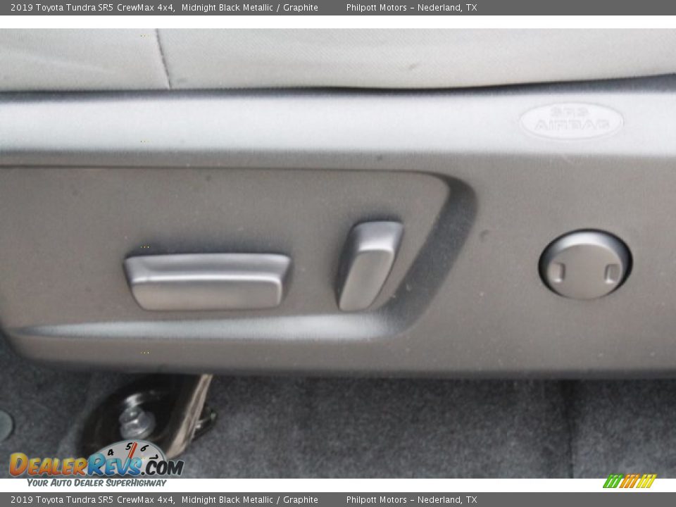 2019 Toyota Tundra SR5 CrewMax 4x4 Midnight Black Metallic / Graphite Photo #11