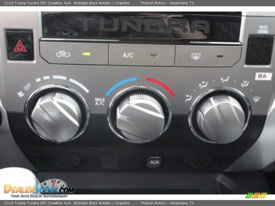 2019 Toyota Tundra SR5 CrewMax 4x4 Midnight Black Metallic / Graphite Photo #13
