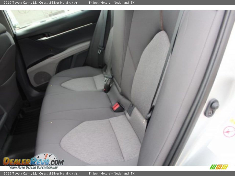 2019 Toyota Camry LE Celestial Silver Metallic / Ash Photo #18