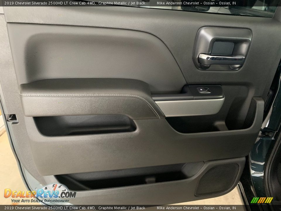 2019 Chevrolet Silverado 2500HD LT Crew Cab 4WD Graphite Metallic / Jet Black Photo #17