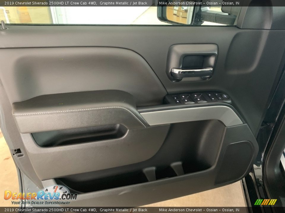 2019 Chevrolet Silverado 2500HD LT Crew Cab 4WD Graphite Metallic / Jet Black Photo #19