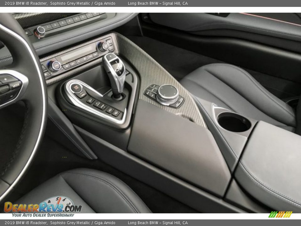 Controls of 2019 BMW i8 Roadster Photo #7