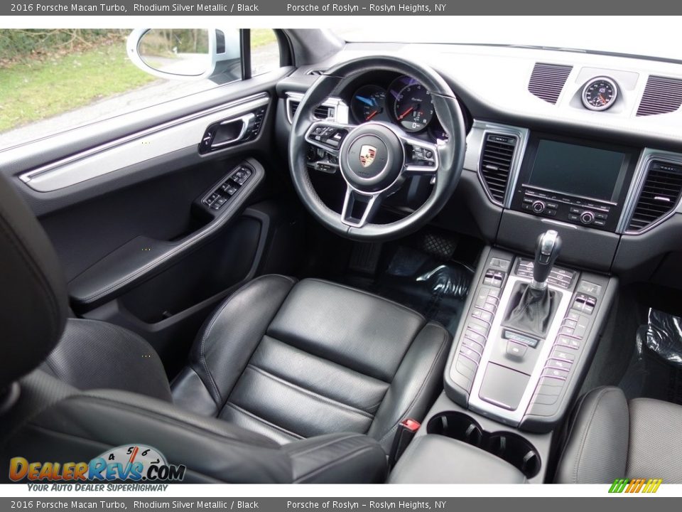 2016 Porsche Macan Turbo Rhodium Silver Metallic / Black Photo #13