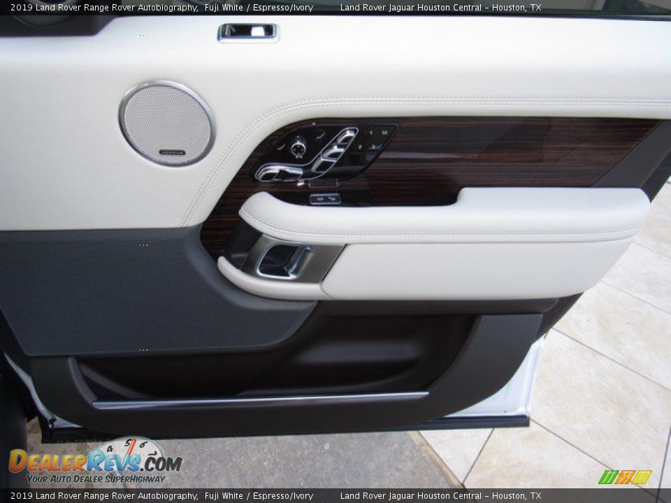 Door Panel of 2019 Land Rover Range Rover Autobiography Photo #20