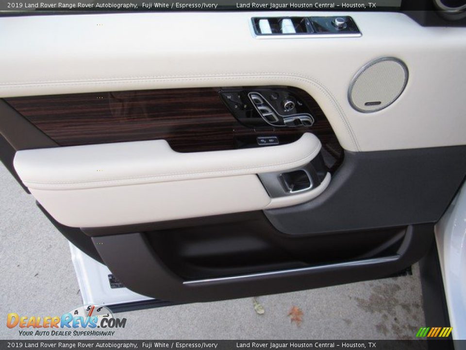Door Panel of 2019 Land Rover Range Rover Autobiography Photo #26