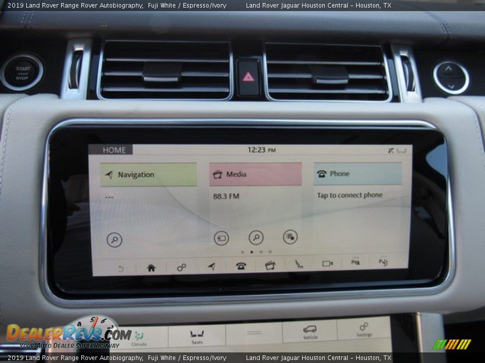 Navigation of 2019 Land Rover Range Rover Autobiography Photo #33