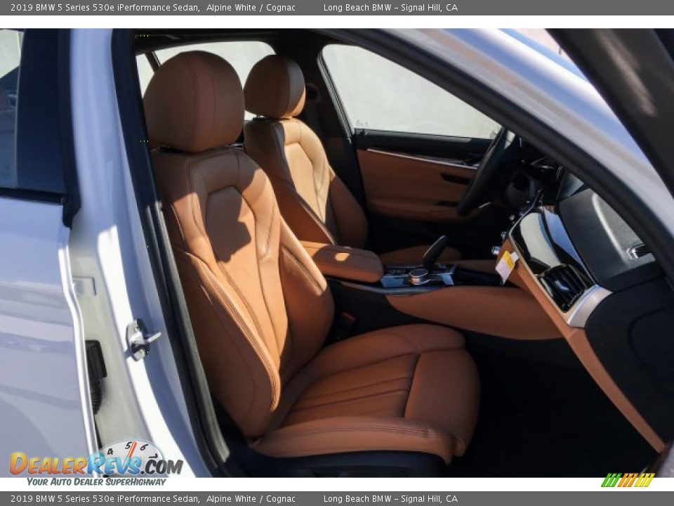 2019 BMW 5 Series 530e iPerformance Sedan Alpine White / Cognac Photo #5