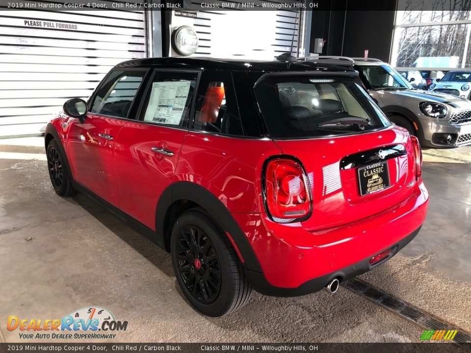 2019 Mini Hardtop Cooper 4 Door Chili Red / Carbon Black Photo #3