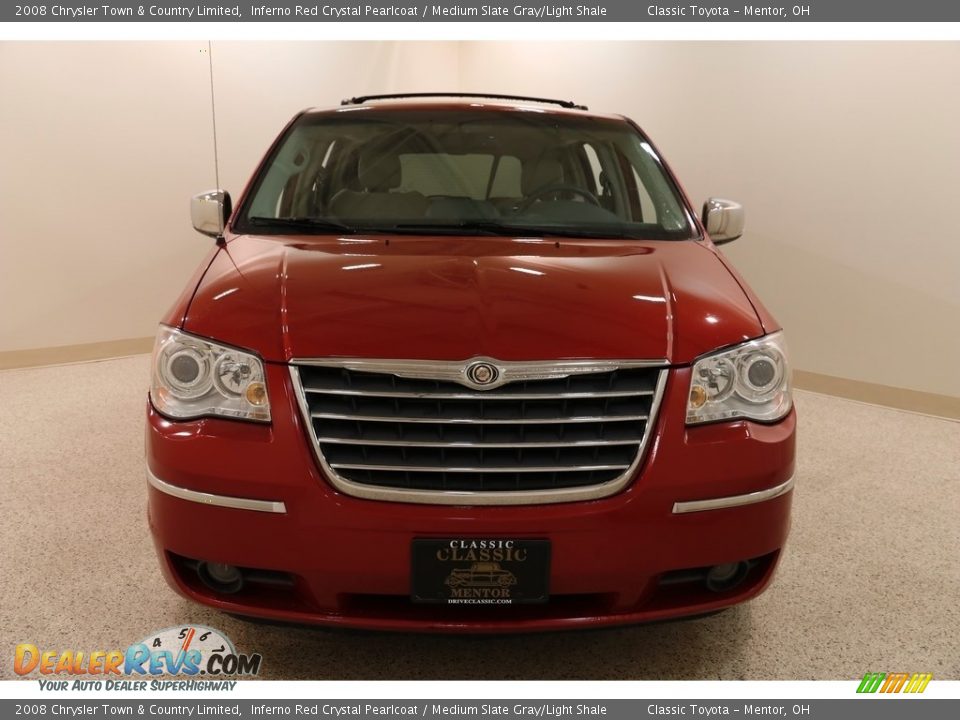 2008 Chrysler Town & Country Limited Inferno Red Crystal Pearlcoat / Medium Slate Gray/Light Shale Photo #2