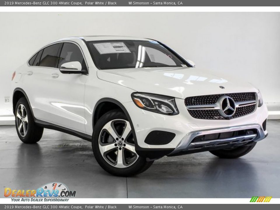 Front 3/4 View of 2019 Mercedes-Benz GLC 300 4Matic Coupe Photo #12