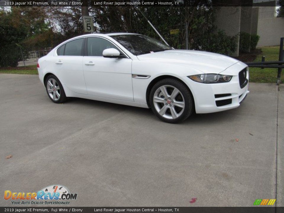 2019 Jaguar XE Premium Fuji White / Ebony Photo #1